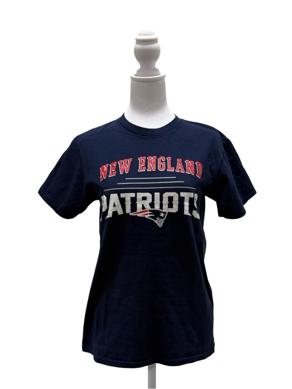 New England Patriots Navy Blue Graphic T-Shirt NFL -women size small